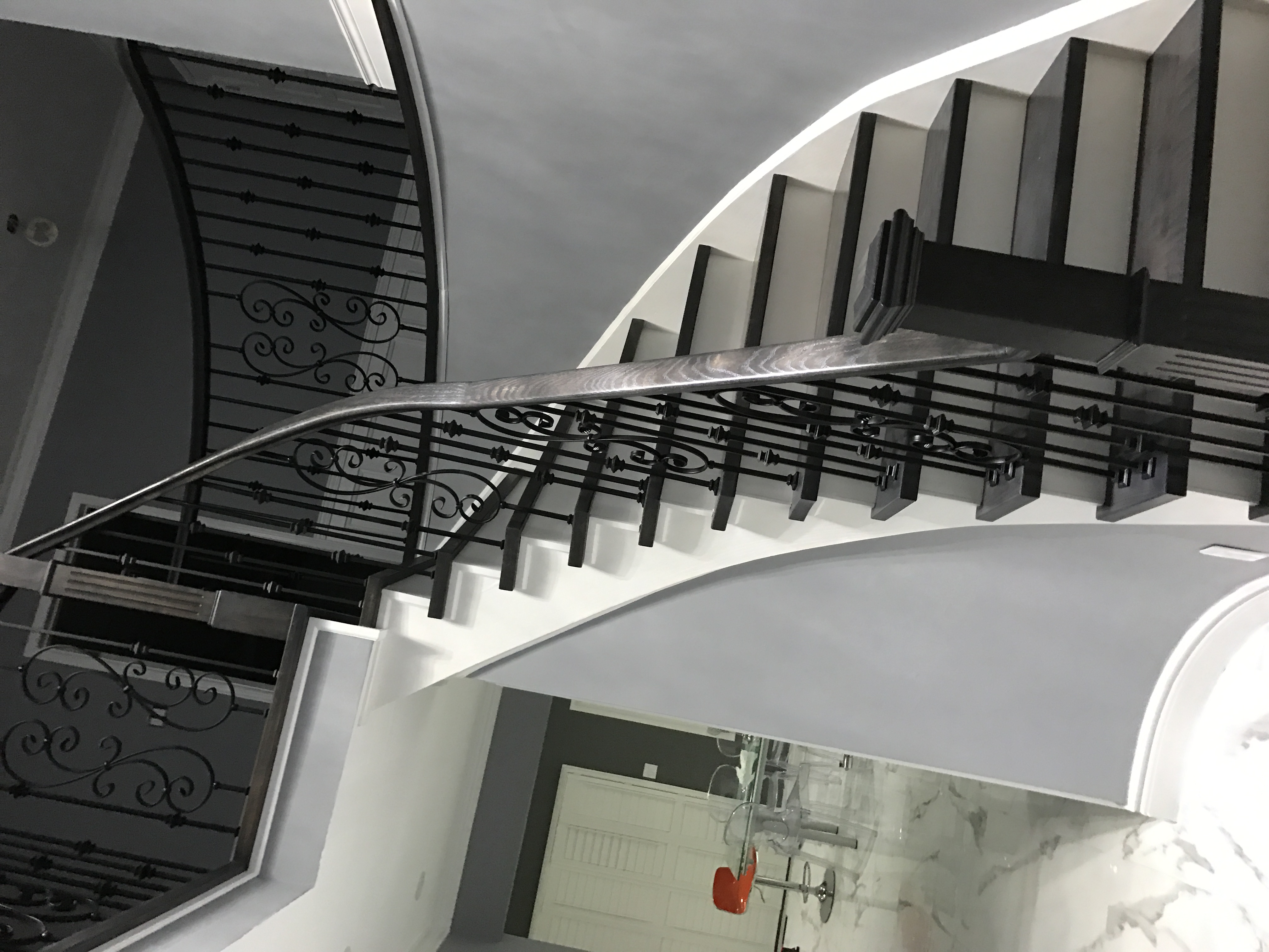 Staircase with flooring 